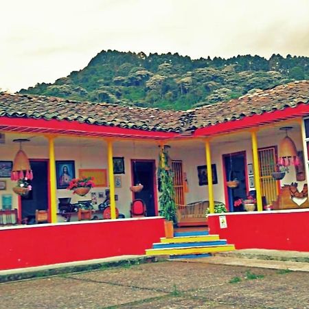 Finca Recreacional Marcelandia Santa Rosa de Cabal Zewnętrze zdjęcie