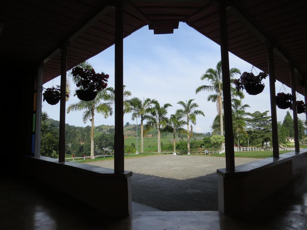 Finca Recreacional Marcelandia Santa Rosa de Cabal Zewnętrze zdjęcie